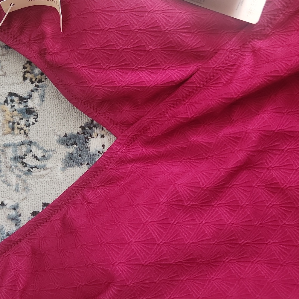 NWT GOTTEX | One Piece Textured Swimsuit - Picture 8 of 12